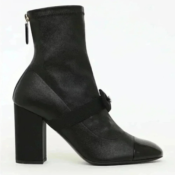 Chanel Spring 2023  Black Lambskin Stretch Booties FR 38.5 - Picture 3 of 5